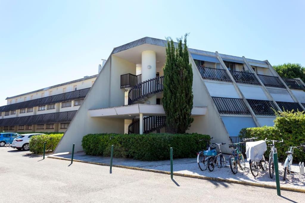 Chez Alexandra - Elegant Studio Avec Parking A Proximite Des Plages La Grande-Motte Exterior photo